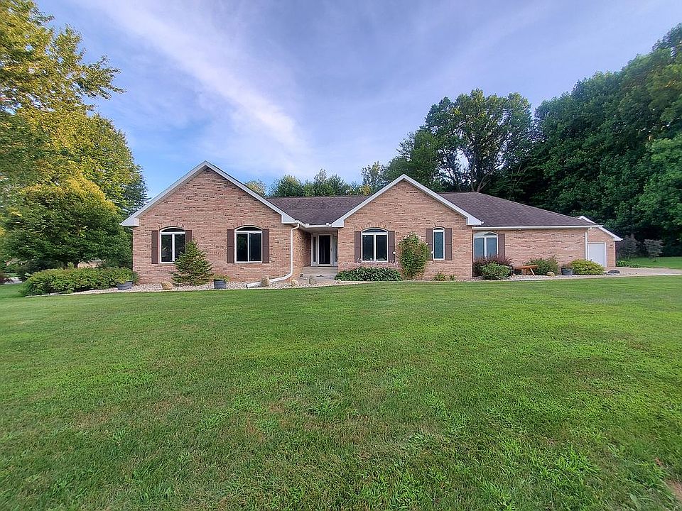 1st image of 130 Steamburg Dr