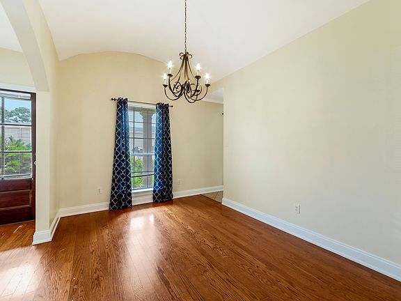 5th image of 119 Ridgeview Dr