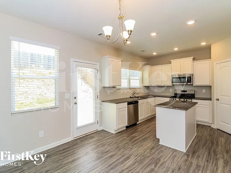 68 Valley Brook Way — Photo 5