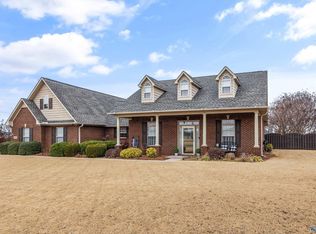 13026 Breckenridge Dr, Athens, AL 35613