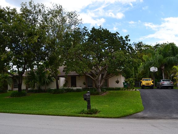 2nd image of 18005 SW 88th Ct