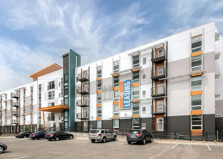 Avenue 8 at Mayfair — Photo 24