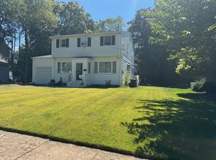 572 Sylvan Pl W, Haworth, NJ 07641