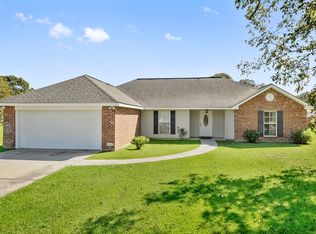 12 Brentwood Dr, Picayune, MS 39466