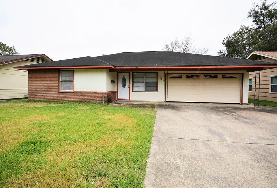 1st image of 119 Pin Oak St