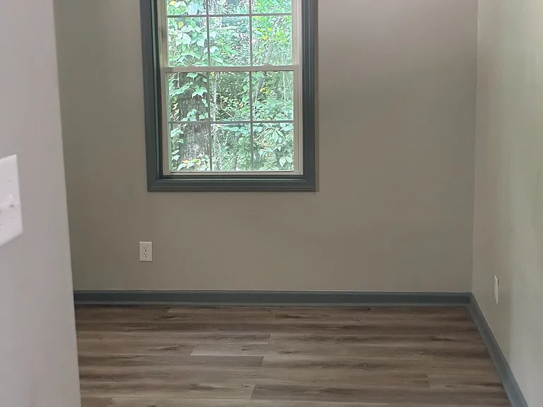542 Elm St — Photo 21