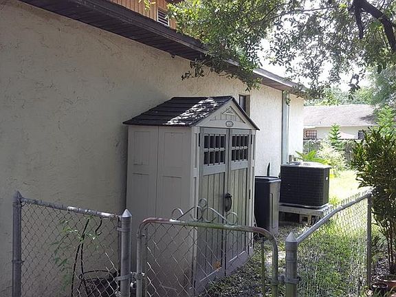 3rd image of 2110 W Powhatan Ave