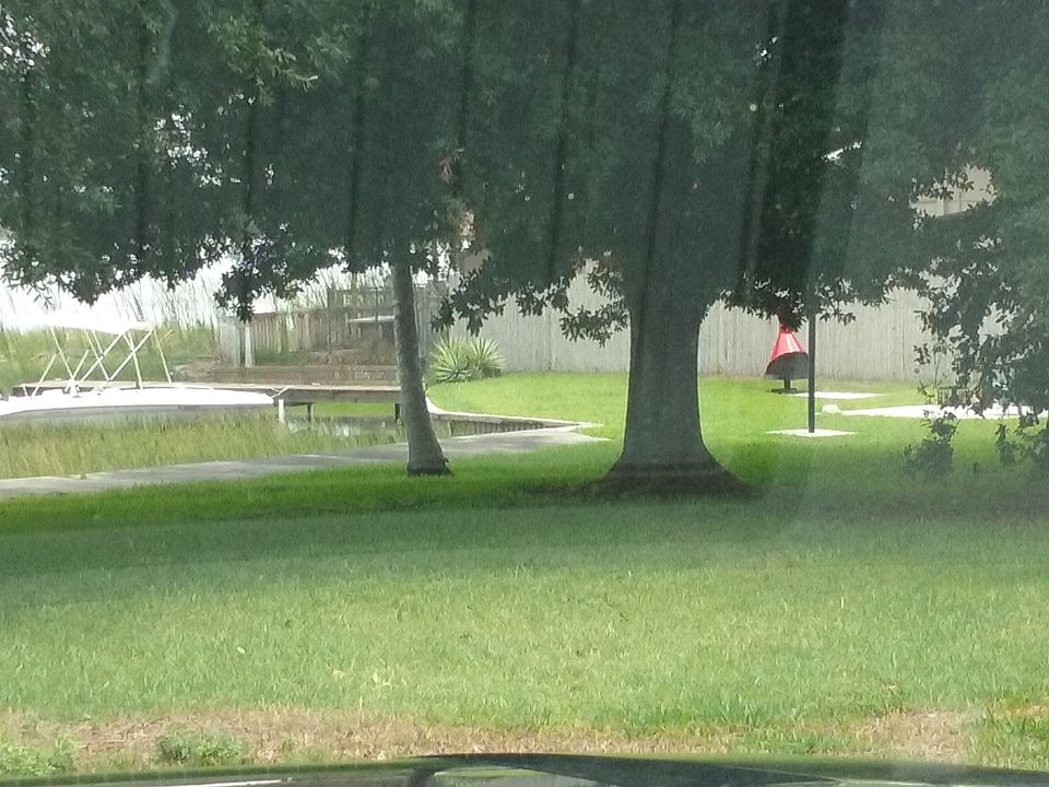 2nd image of 112 Lake Shore Dr