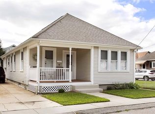 58 Waveland Ave, Johnston, RI 02919