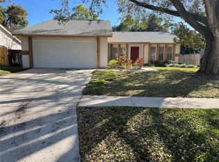 112 Field Ln, Seffner, FL 33584