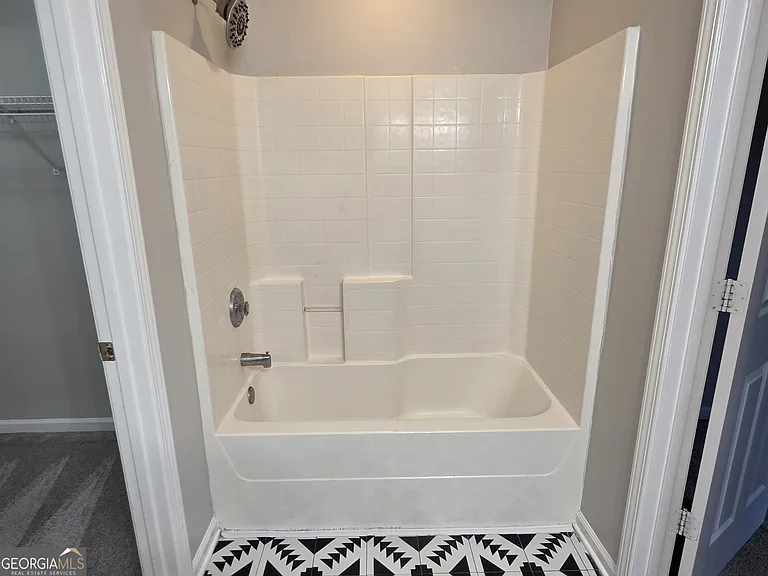 5022 Winfield Dr — Photo 11