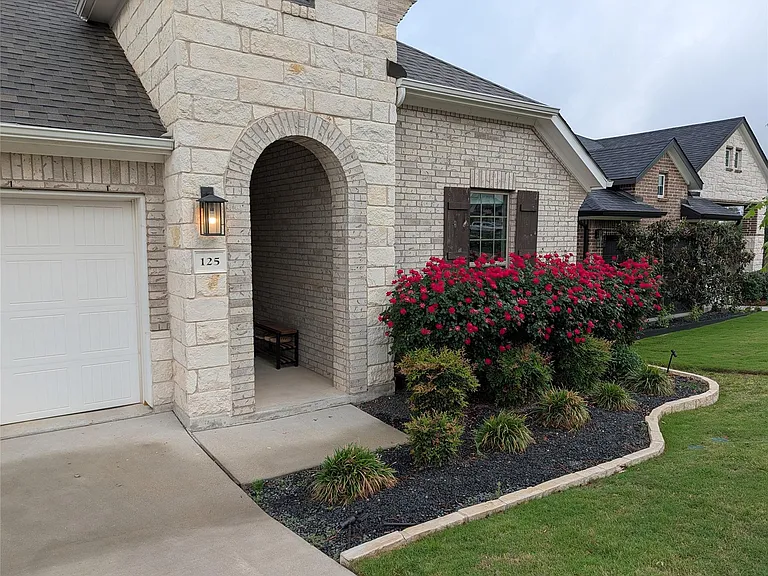 125 Whistling Willow Dr — Photo 4
