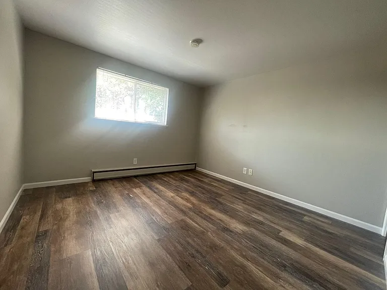 1120 Ann St #13 — Photo 14
