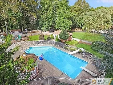 555 Spotswood Englishtown Rd — Photo 14