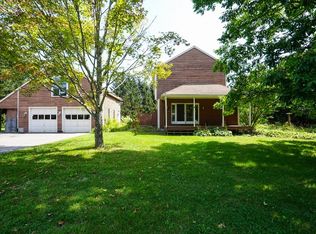 264 Blackstone St, Blackstone, MA 01504