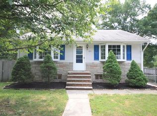 125 Tulsa Trl, Hopatcong, NJ 07843