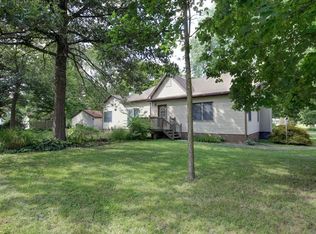415 N Bourne St, Tolono, IL 61880