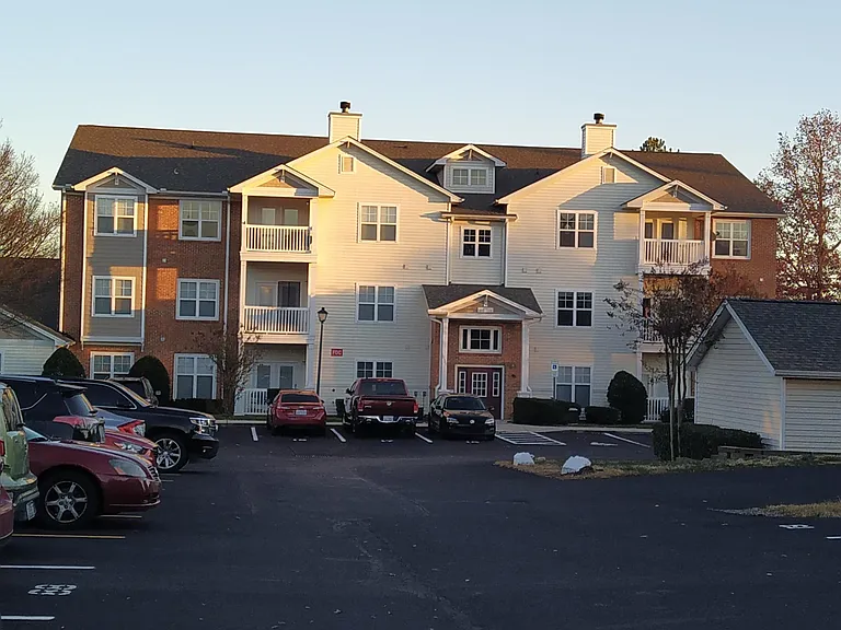 10518 Hill Point Ct — Photo 1