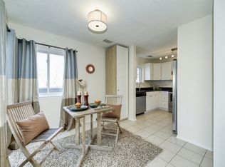 11041 Villaridge Ct #A, Reston, VA 20191