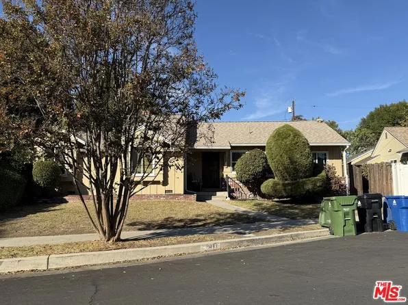 12811 Collins St, Valley Village, CA 91607