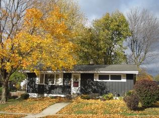 203 S Hall St, Morrison, IL 61270