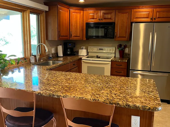 6860 N McFall Crags Pl, Tucson, AZ 85718