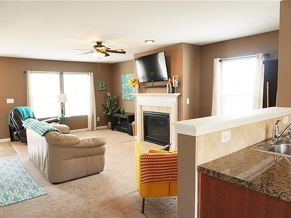 5th image of 156 Altondale Dr