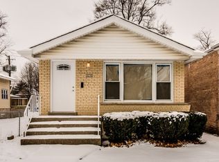 10208 S Malta St, Chicago, IL 60643
