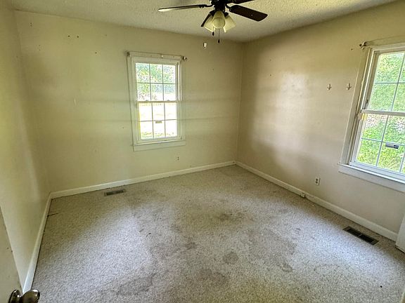 5th image of 165 Shaw Road