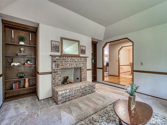 5th image of 4860 NW Hosman Circle
