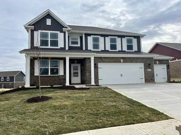 917 Ridge Rock Ln, Bargersville, IN 46106