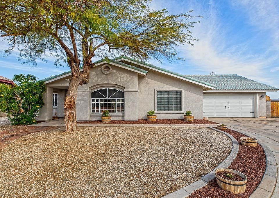 1st image of 3584 E Moreno Ln