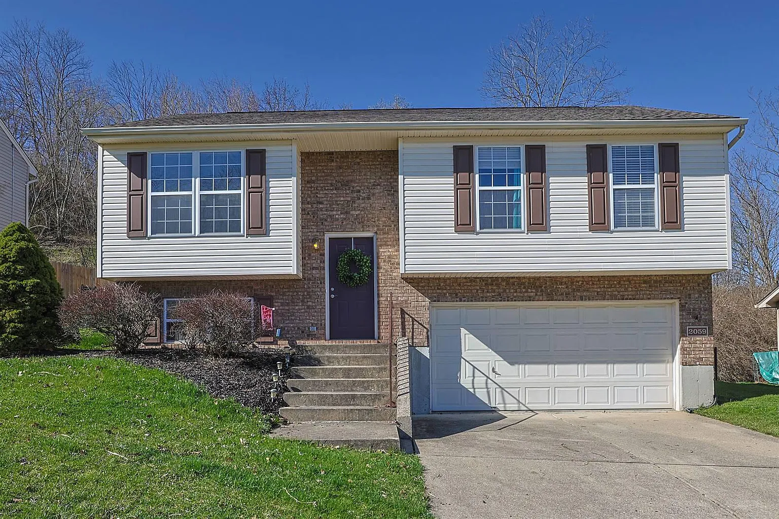 2059 Gribble Dr photo 1
