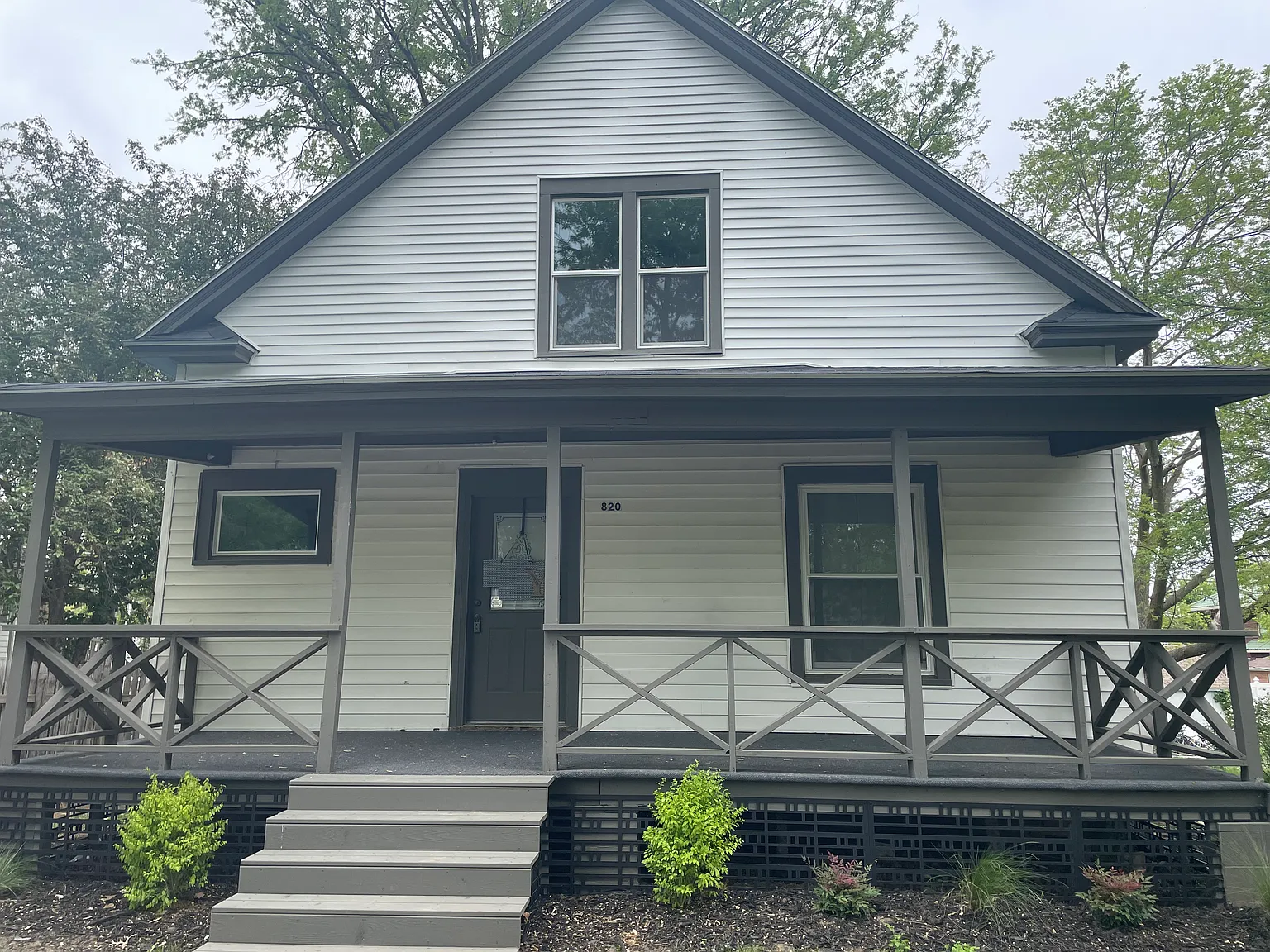 4 bed, 2058 sqft, $1,850 — Photo 1