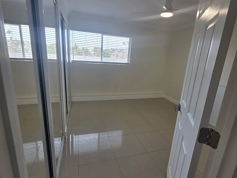551 Pitta St — Photo 3