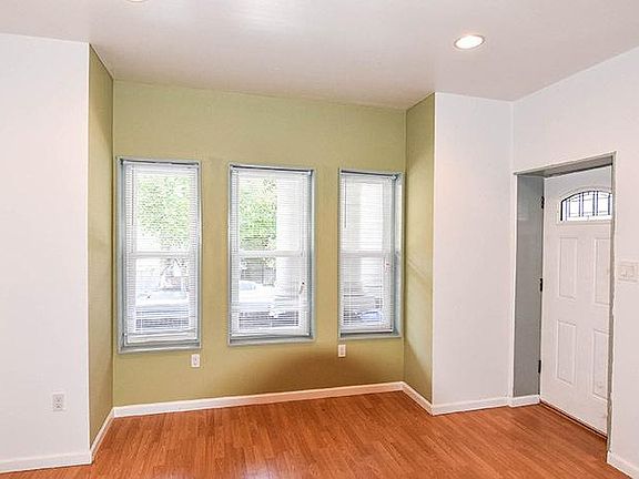 3rd image of 118 S 46th St #1