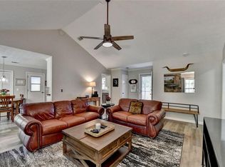 1132 Owen Cir, Sugar Hill, GA 30518