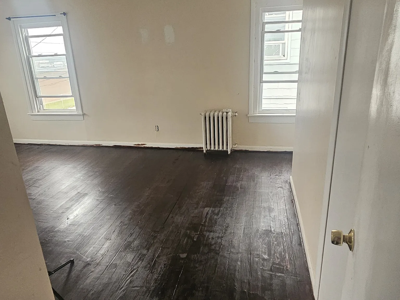 323 Charles St — Photo 2