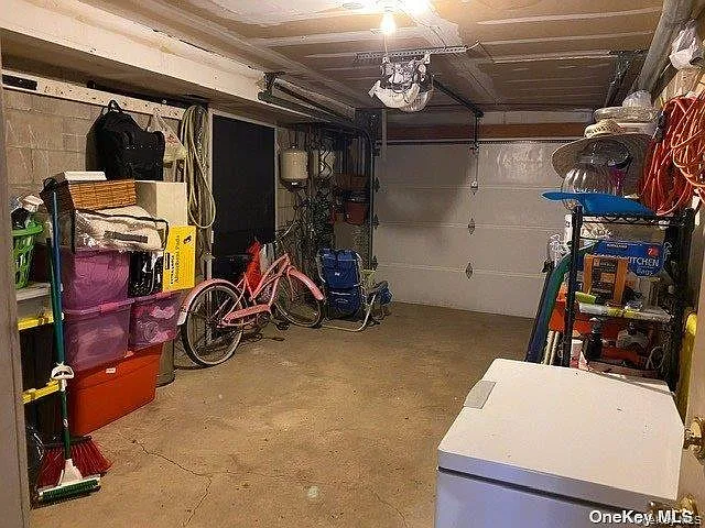 143 W Broadway — Photo 29