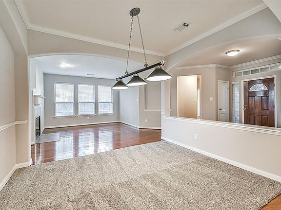 3rd image of 9506 Gramond Hall Ct