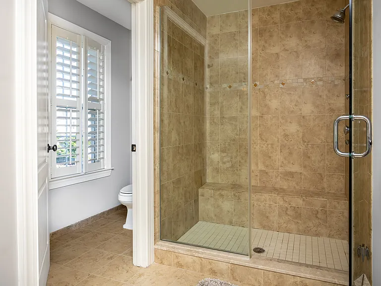 225 Holcombe Way — Photo 19