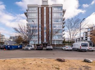 2606 109th St NW #301, Edmonton, AB T6J3S9