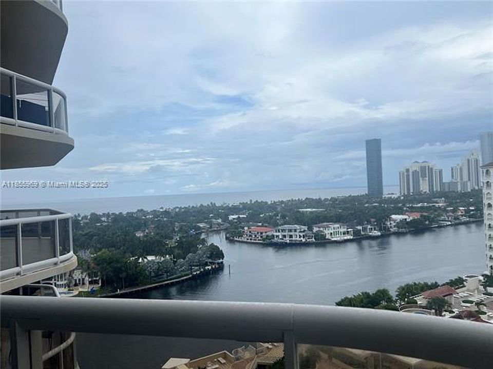1st image of 20191 E Country Club Dr APT 1510