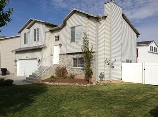 2852 W 2025 S, Syracuse, UT 84075