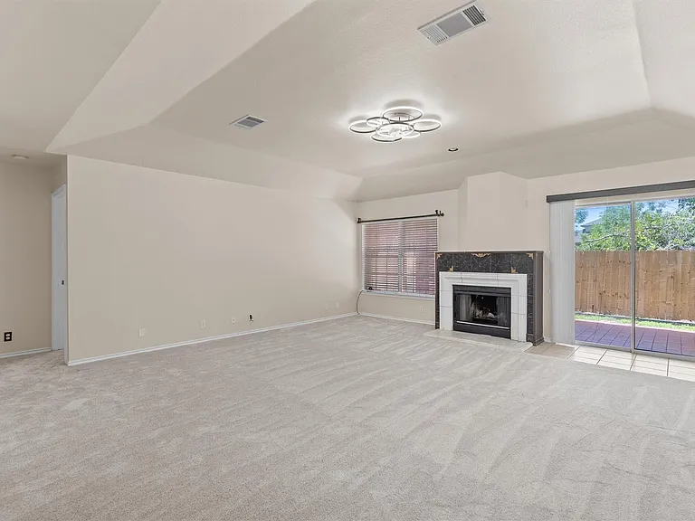 201 Covala Dr — Photo 9