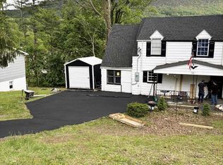 504 Monterey Hl, Bluefield, WV 24701