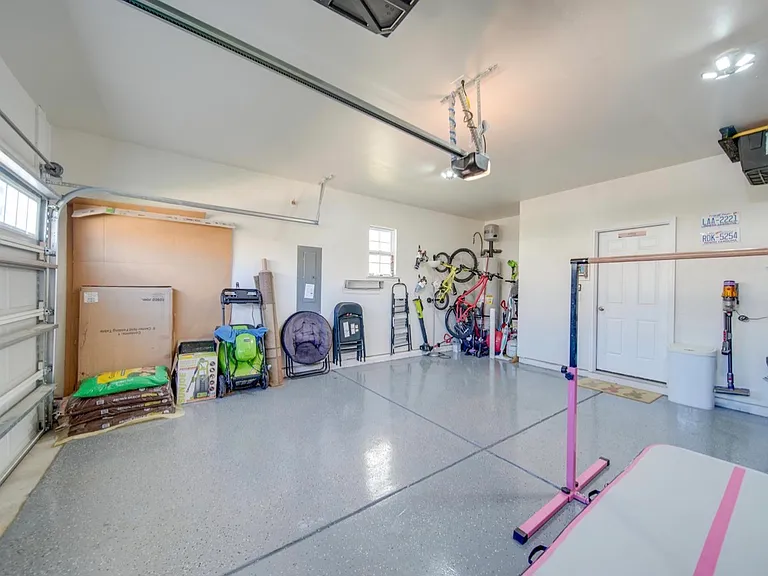 9609 Margrave Dr — Photo 21