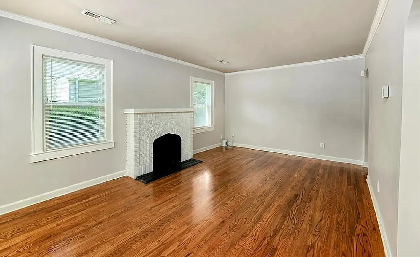 2 bed, 907 sqft, $2,150 — Photo 2