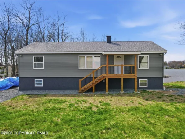 3170 Carobeth Dr, Tobyhanna, PA 18466
