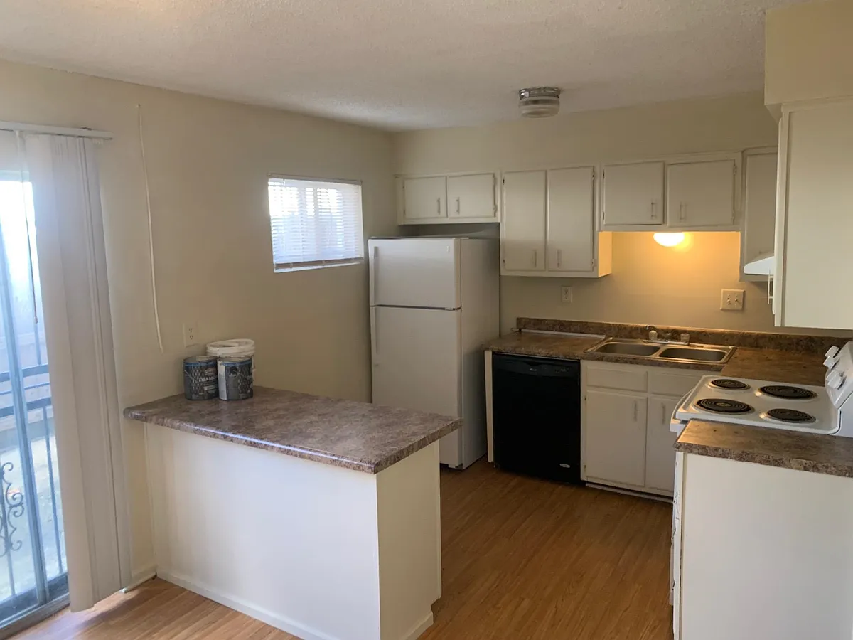 Building Photo - 3438 Spottswood Ave #3438